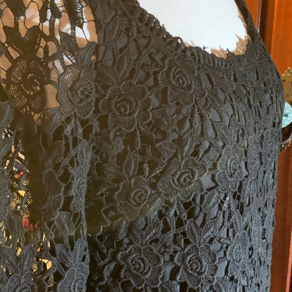 White House Black Market lace dress size 2 - Picture 4 of 4